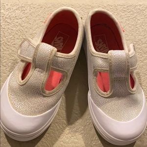 Toddler girl Iridescent and white Vans